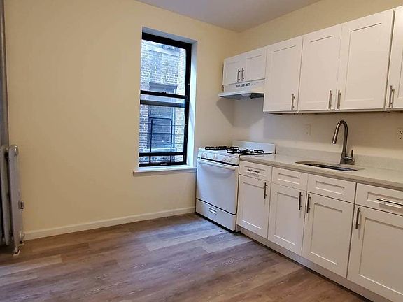 2nd image of 517 W 212th St #3FF