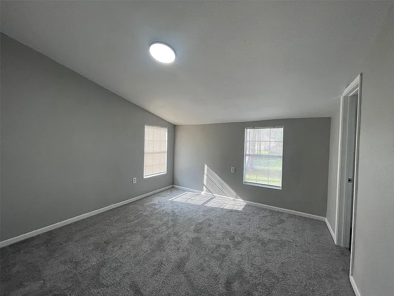 2508 S Texas Ave — Photo 11