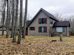 5784 E Maple Ridge 37th Rd, Rock, MI 49880