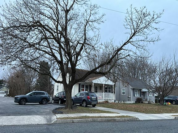 2nd image of 27 Beck Mill Rd