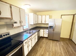 2600 Cardifs Ave, Springfield, IL 62704