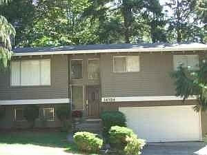 Newly Painted Juanita Spacious Home