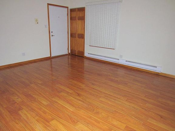 3rd image of 15814 Terrace Dr Unit 1
