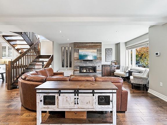 3rd image of 58 Uplands Ave