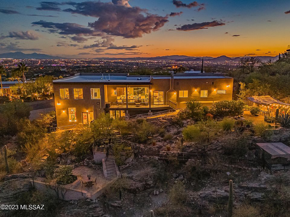 1st image of 4215 E La Paloma Dr