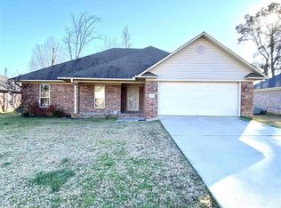 10 Bishop Ln, Conway, AR 72032
