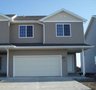 1529 10th Ave E, West Fargo, ND, 58078