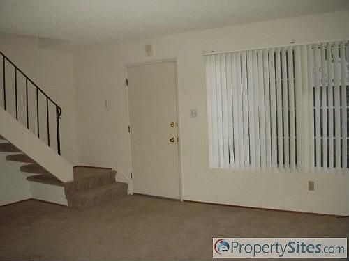 3rd image of 8629 La Riviera Dr APT C