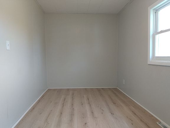 4th image of 211 N 12th Ave #1