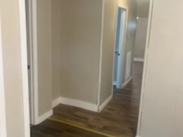 2083 Broad St — Photo 7