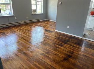 28 Hillcrest Ave APT 2B, Staten Island, NY 10308