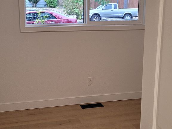 3rd image of 29812 21st Ave S