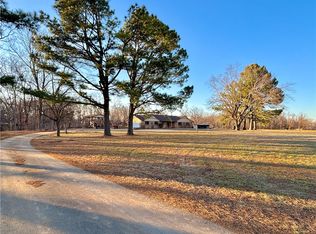 1480 Morgan Dr, Little Flock, AR 72756