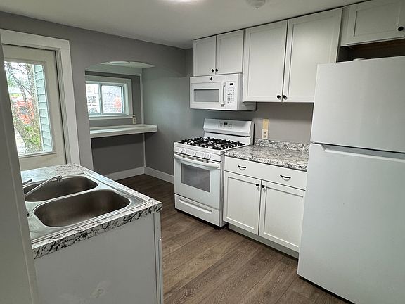 5th image of 88 New Rochester Rd