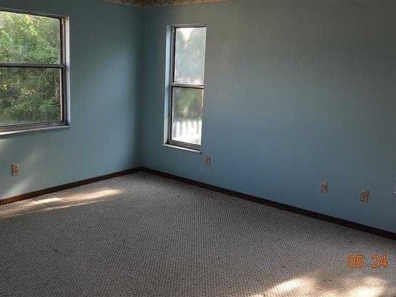 5th image of 234 SW Starfish Ave