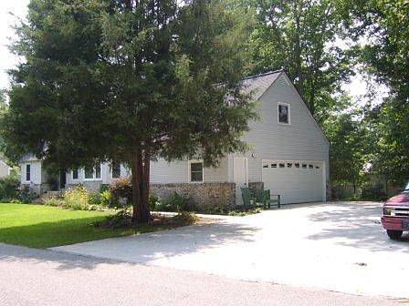 Large Driveway-2 Car Gar