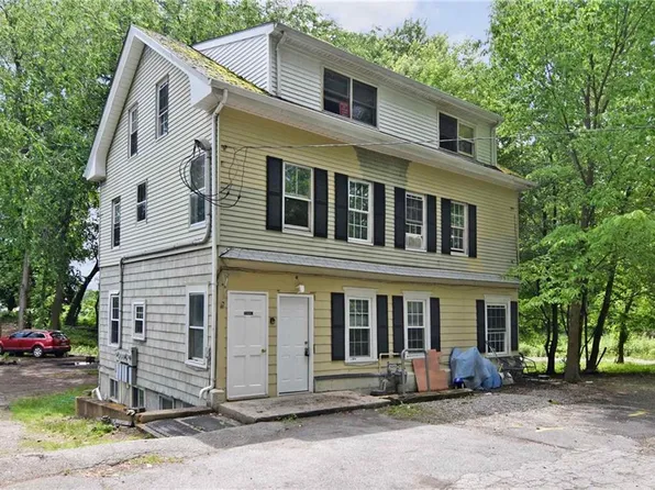 12 Old Park Ave, Cranston, RI 02910