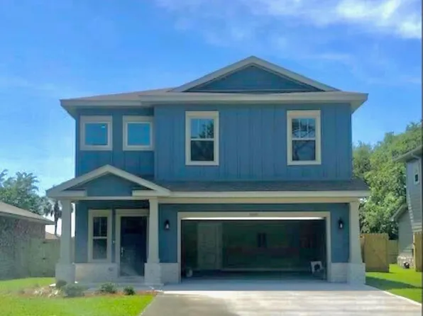 1889 Medlin Ct, Navarre, FL 32566