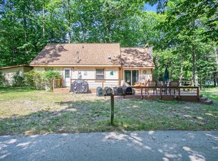 685 N June Dr, Mears, MI 49436