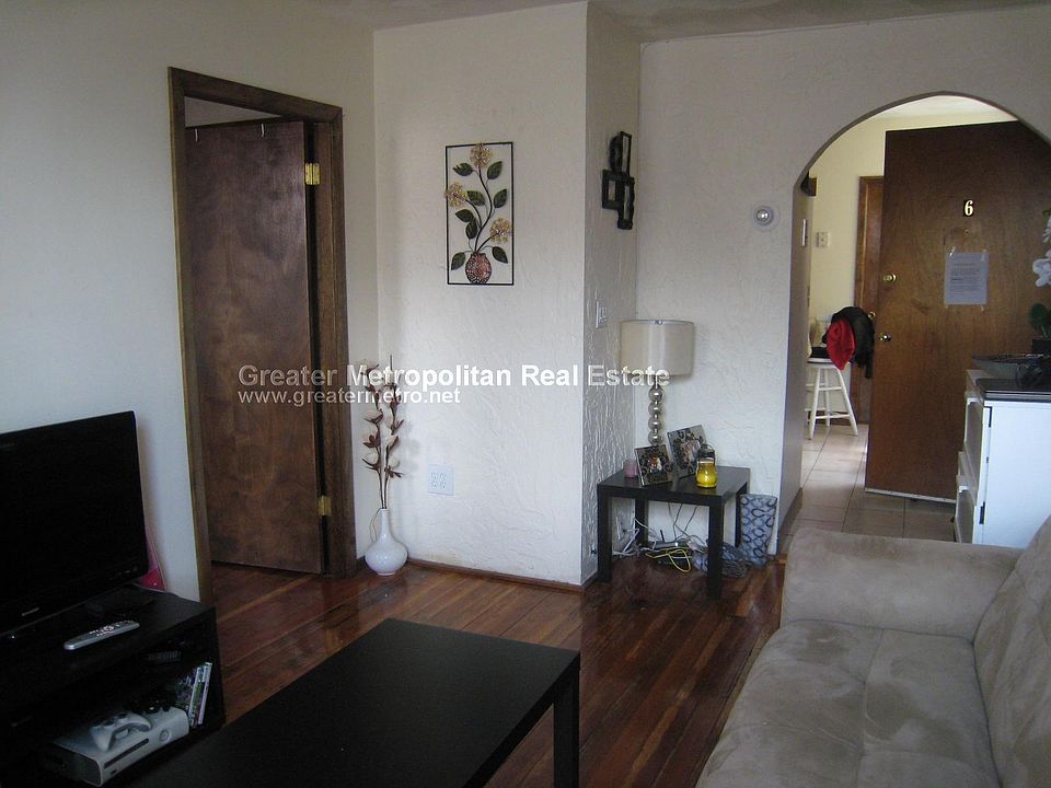2nd image of 5 Hull St #1H