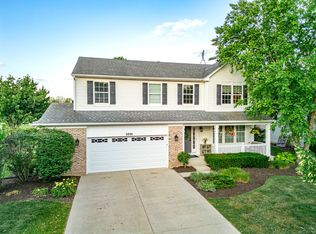 9890 Riverside Dr, Huntley, IL 60142