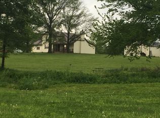 9755 Corners, St Jacob, IL 62281