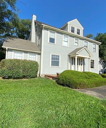 2nd image of 6036 Metcalf Ave