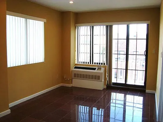 Rented by Roz Khan, LREB | media 8