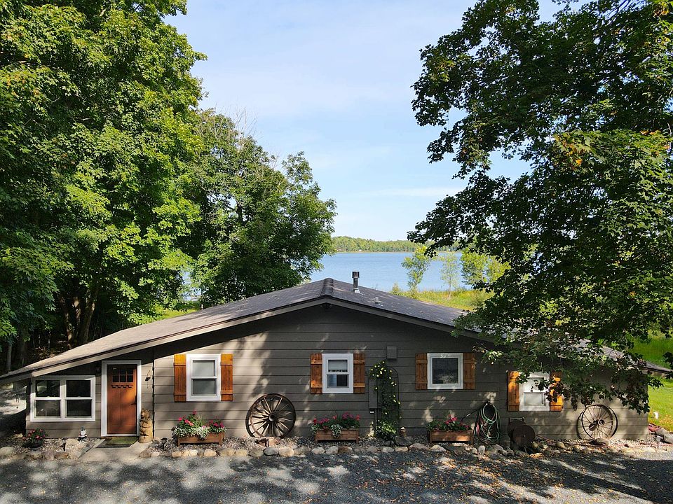 1st image of 55556 Eggar Rd