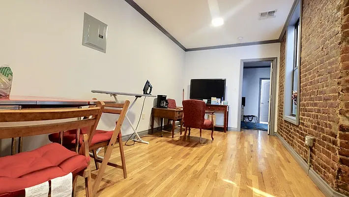 Rented by Skyward | media 9