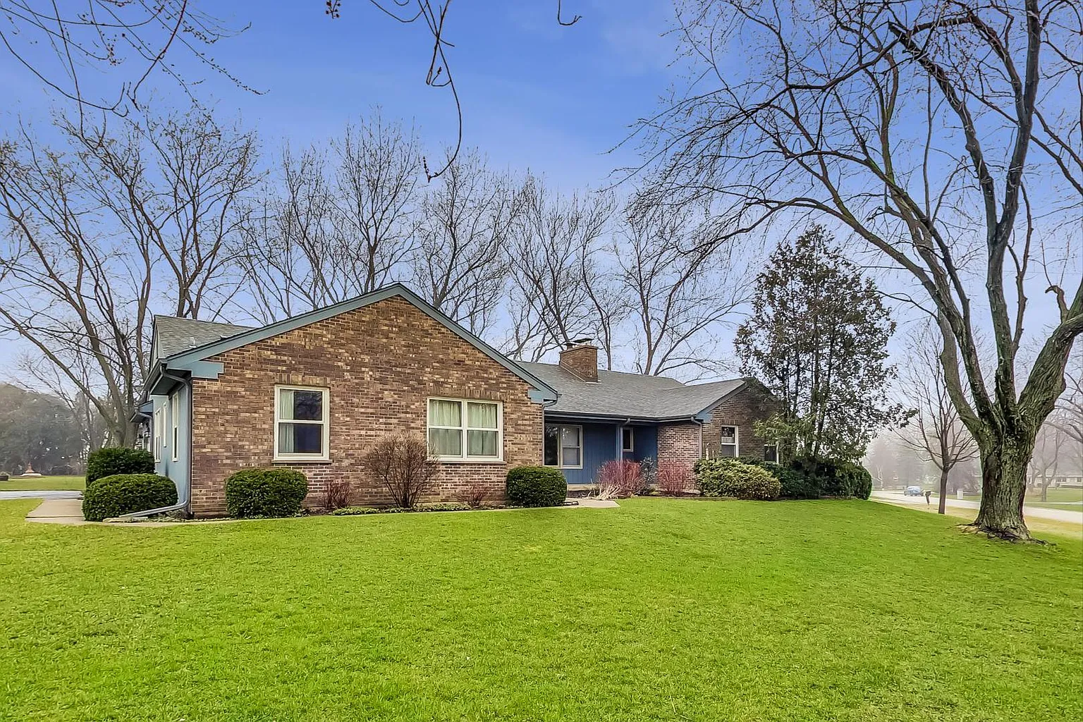 7 Stone Haven Dr photo 1