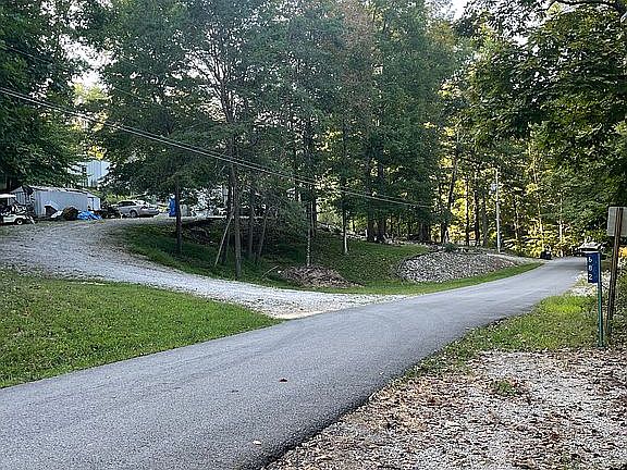 Road front and driveway 