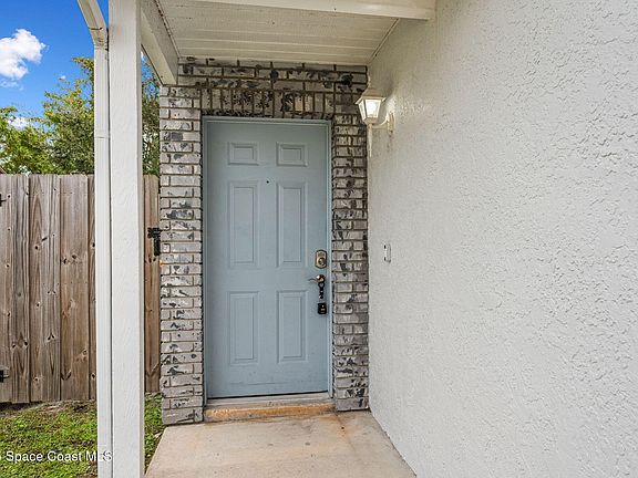 5th image of 4046 Marlberry Ln