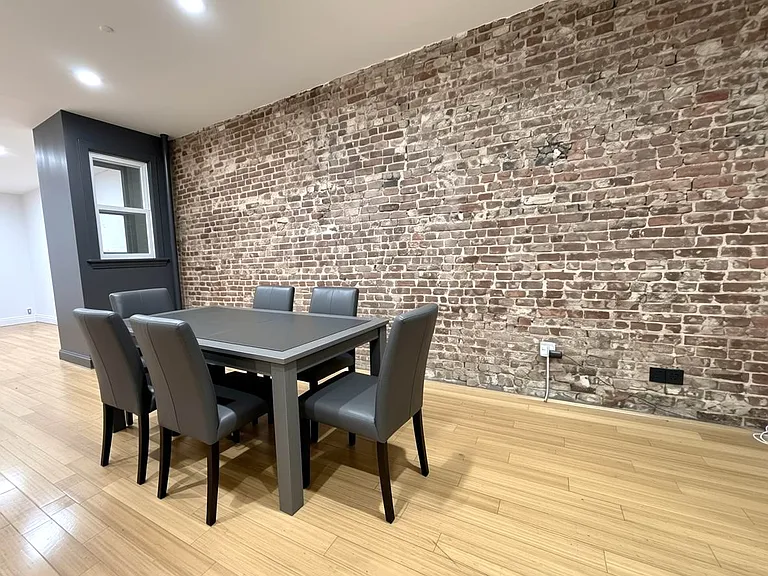 848 Macon St #1 — Photo 15