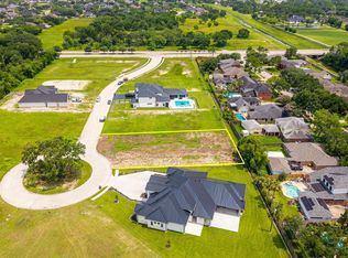 1618 Crown Oaks Ct, Pearland, TX 77581