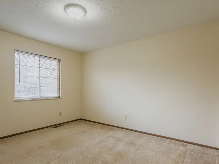 985 Wadsworth Rd #B — Photo 4