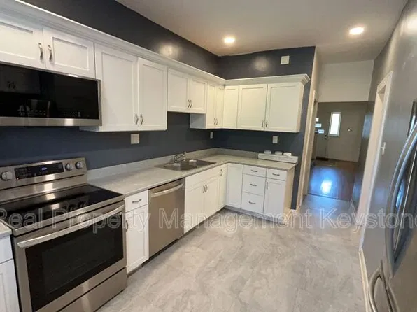 1122 Greenfield Ave, Pittsburgh, PA 15217