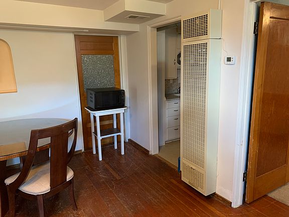 3rd image of 1210 Foyer Ave