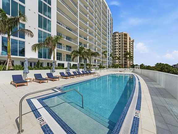 3rd image of 5713 BOWEN DANIEL DRIVE #402