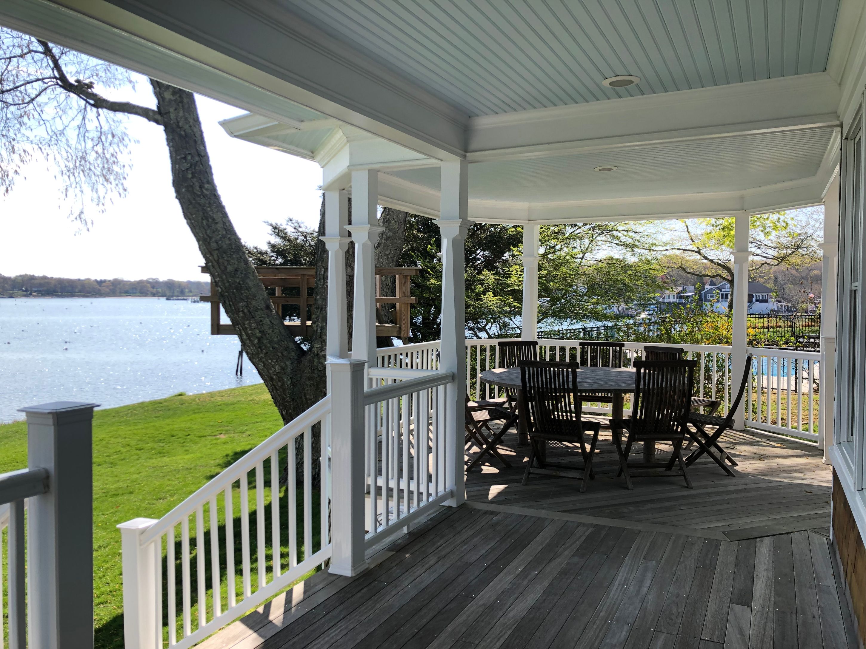 8 Clinton Ave in Shelter Island Out East