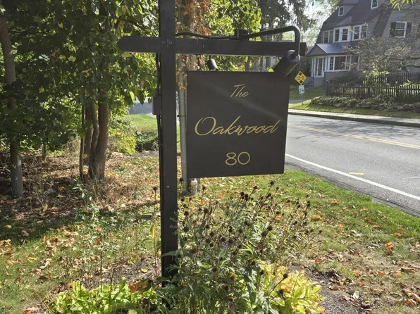 80 Taconic Ave, Great Barrington, MA 01230