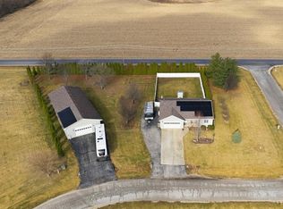 2356 N 4060th Rd, Sheridan, IL 60551