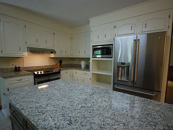 2nd image of 341 Danby Woods Ct