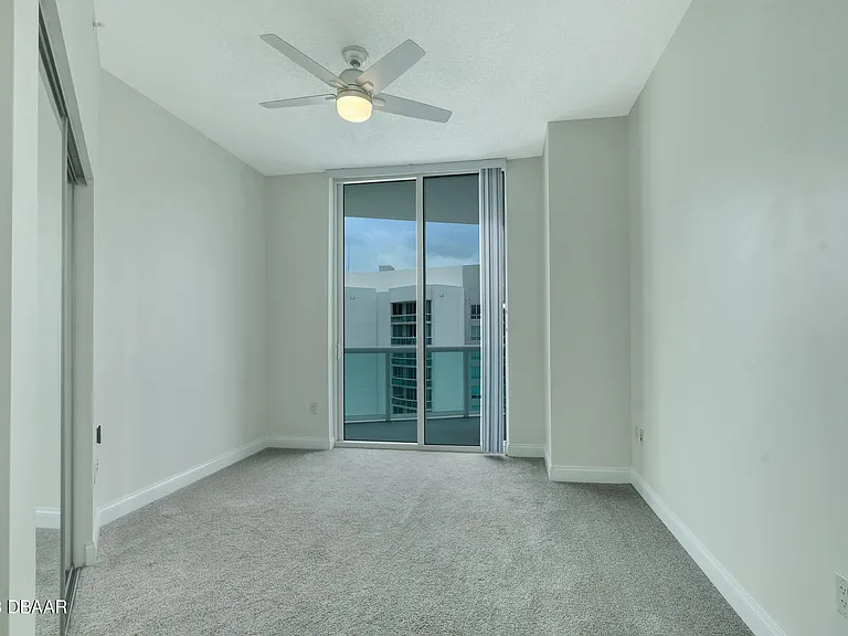 241 Riverside Dr #2509 — Photo 24
