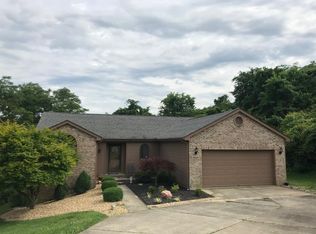 383 Hidden Valley Dr, Lawrenceburg, IN 47025