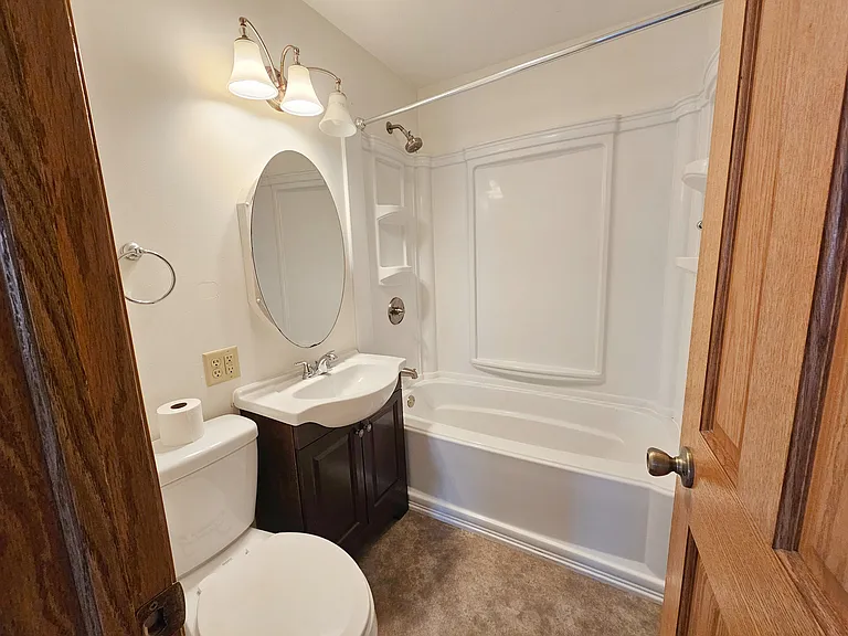 133 Concord Ave — Photo 9
