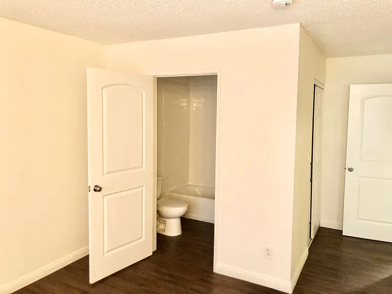 4124 Eagle Rock Blvd — Photo 22
