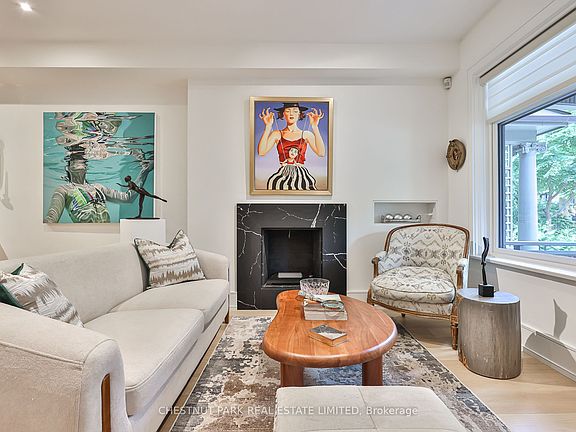 4th image of 92 Balmoral Ave