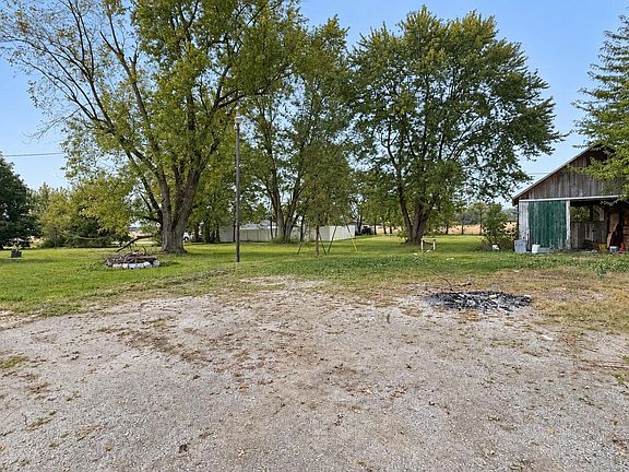 4th image of 18805 Mitchell Rd