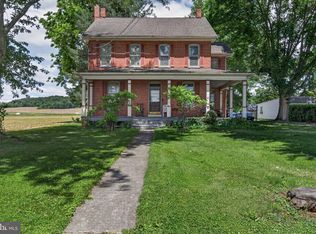 4023 Minute Dr, Columbia, PA 17512